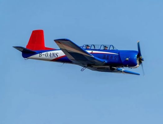 Modèle d'avion civil CJ6 en stock à Nanchang