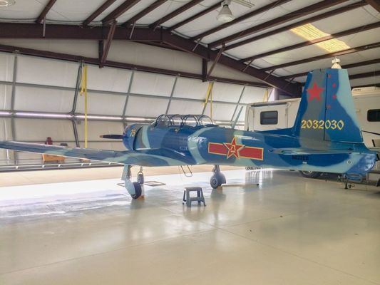 Modèle d'avion d'entraînement civil Nanchang CJ6