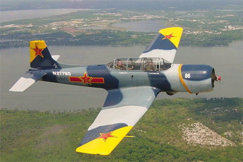 Modèle d'avion d'entraînement civil Nanchang CJ6