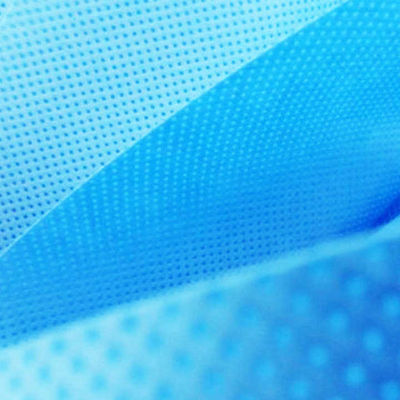 100% Pp d'usine directement BFE99 Filtre Spunbond SMS Tissu non tissé bleu Léger échantillon gratuit disponible 1 tonne 20-120gsm