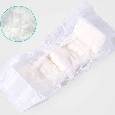 Couches pour animaux de compagnie jetables très vendues, couches bon marché en stock pour chien, couches pour chien à séchage rapide