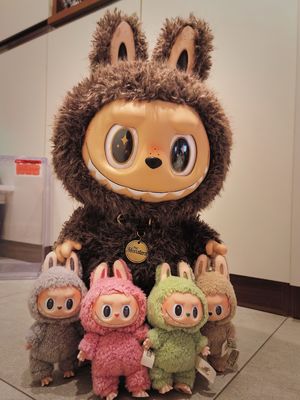 POP MART LABUBU V2 Ayez un ensemble de macarons en PVC série de visages en vinyle battement de cœur à la mode figure de jouet en peluche boîte à voile