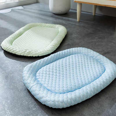 Mat de glace en soie lavable en gros Auto-refroidissement Mat de lit recyclable pour chiens